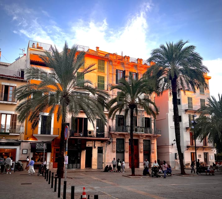 Palma authentically. Small group City tour with tapas - Second restaurant stop: turning tapas into a meal