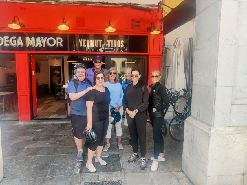 Palma de Mallorca: Guided Bicycle Tour with Tapas & a Drink - Starting at Avenida de Gabriel Roca