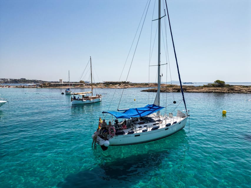 Palma de Mallorca: Sailing Boat Trip with Skipper & Tapas - Setting out from Real Club Náutico de Palma