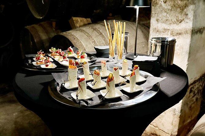 Palma Distillery Tour with 3 Spirits and Gourmet Tapas Tasting - Three brandies, three points on the aging scale