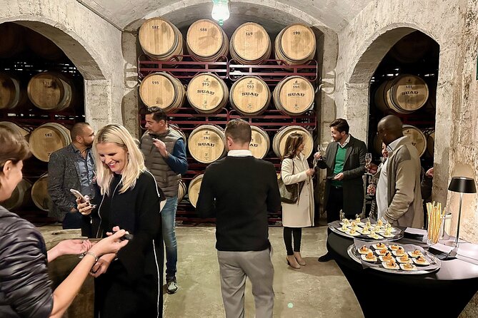 Palma Distillery Tour with 3 Spirits and Gourmet Tapas Tasting - Tapas, dietary needs, and what to expect
