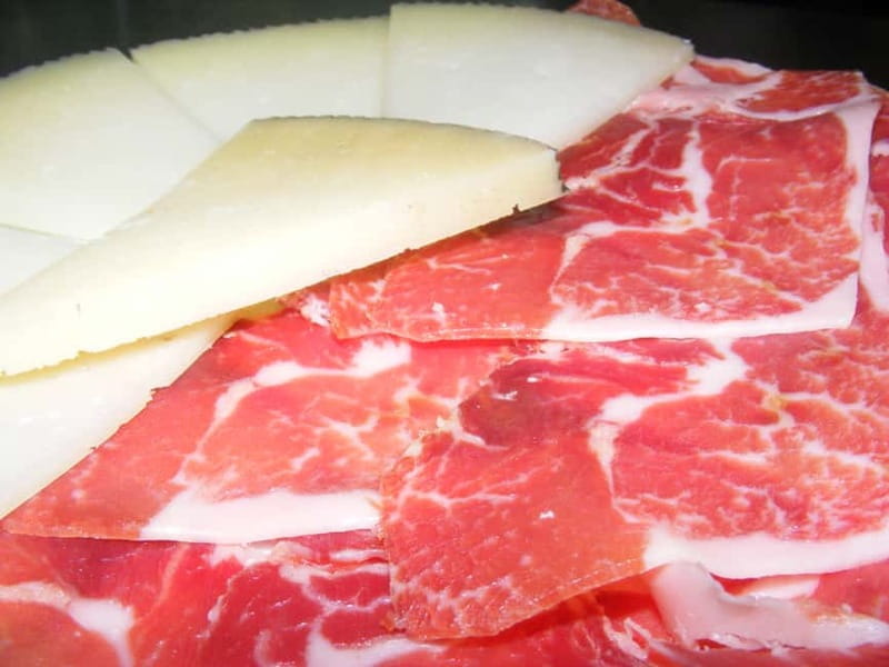 Personalised Traditional Madrid Night Tapas and Drinks Tour - Plaza de Santa Ana and the shift into Madrid nightlife