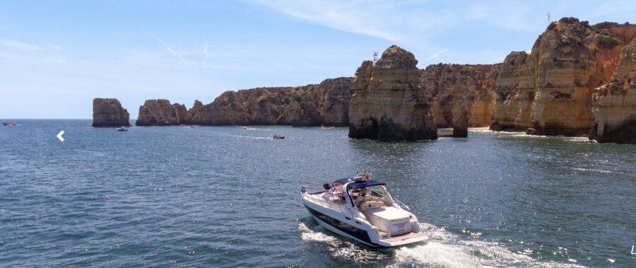 ponta da piedade 2h luxury charter with drinks and tapas - Key points to know before booking