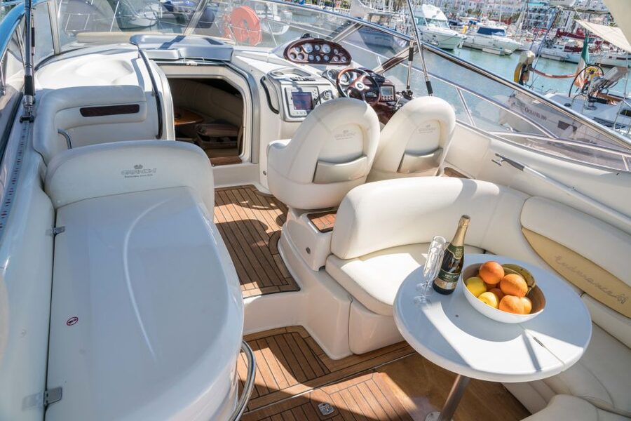 ponta da piedade 2h luxury charter with drinks and tapas - What the $825 group price really means