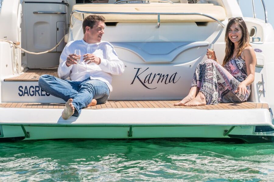 ponta da piedade 2h luxury charter with drinks and tapas - Who will enjoy this charter most