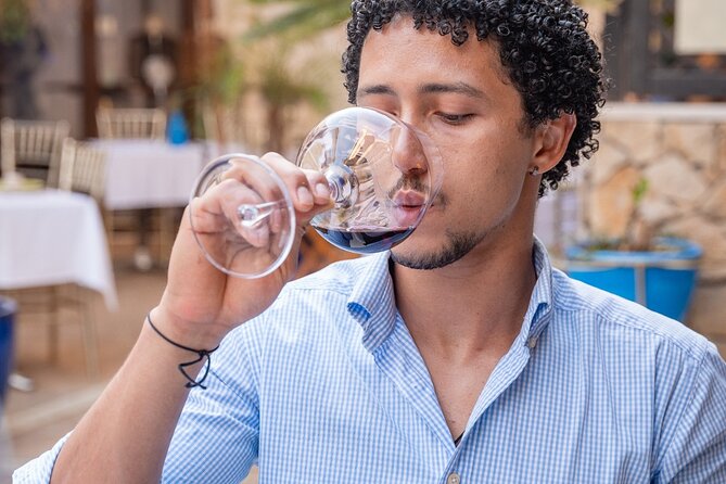 Portuguese Wine Tasting& Tapas in the heart of Faro - Starting at Igreja do Carmo at 6 pm