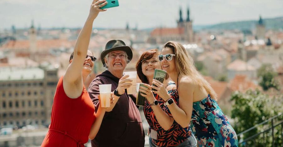 Prague: 3.5 h Private Czech Beers & Tapas Tour - Using public transport between the pubs