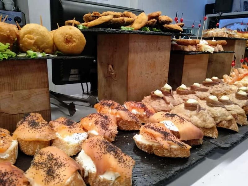 Premium Evening Pintxos Tour in San Sebastian’s Old Town - Should you book the premium pintxos tour?