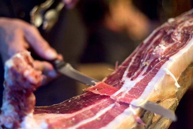 Premium Lisbon Port Wine and Tapas Tasting - Five Ports and a full plate at your own table