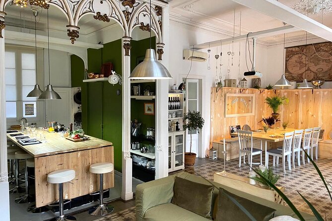 Premium Paella Cooking Class & 10 Spanish Tapas - Who will enjoy this Barcelona activity?