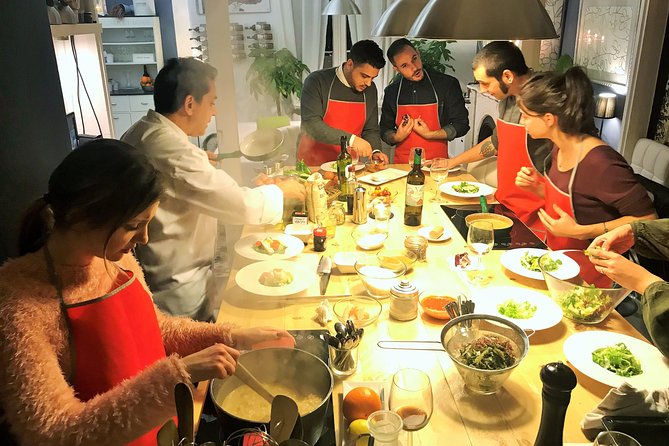 Premium Paella Cooking Class & 10 Spanish Tapas - Starting in Plaça Reial