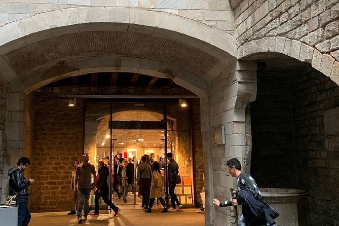 Private Barcelona Art and Tapas Walking Tour with Picasso Museum - What $156.18 buys you