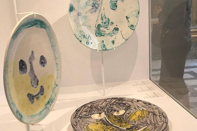 Private Barcelona Art and Tapas Walking Tour with Picasso Museum - The private format and guide quality