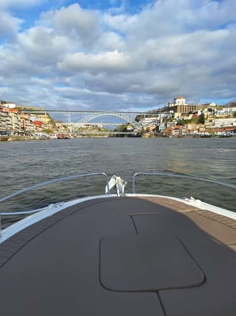 Private Boat Tour in Porto with Portuguese Tapas Option - Porto makes more sense from the Douro