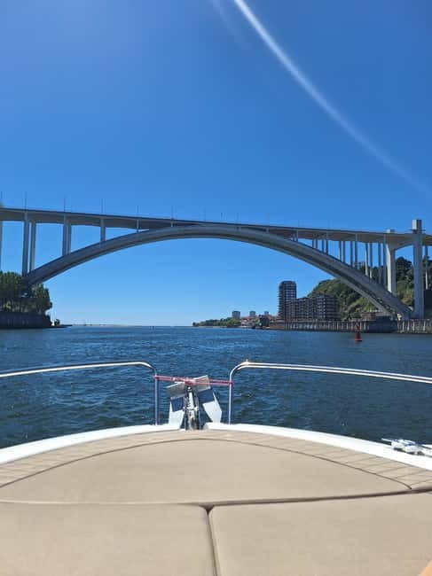 Private Boat Tour in Porto with Portuguese Tapas Option - Continuing west to Arrábida and Foz do Douro