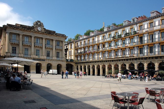Private City Tour of San Sebastian with introduction to Pintxos Culture - What the $594.60 price really buys