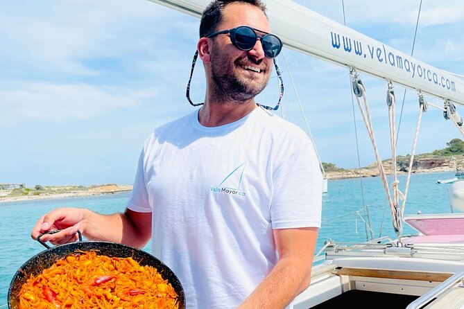 Private sailing with Paella and Tapas in Palma - Paella, tapas, and the real food decision