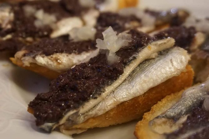 Private San Sebastian Pintxos Tour with Local Guide - Why this private pintxos tour works