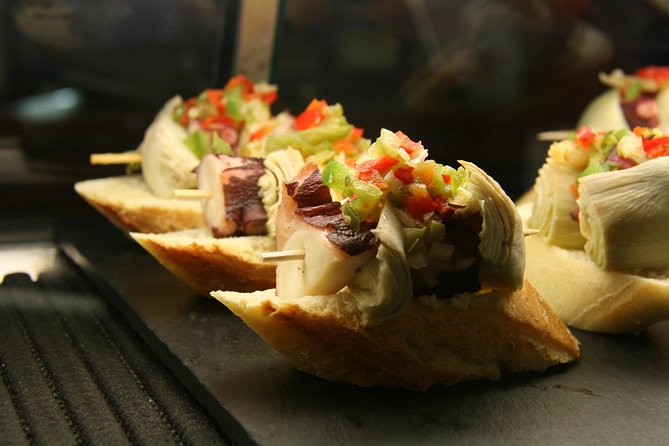Private San Sebastian Pintxos Tour with Local Guide - What the guides add to the food