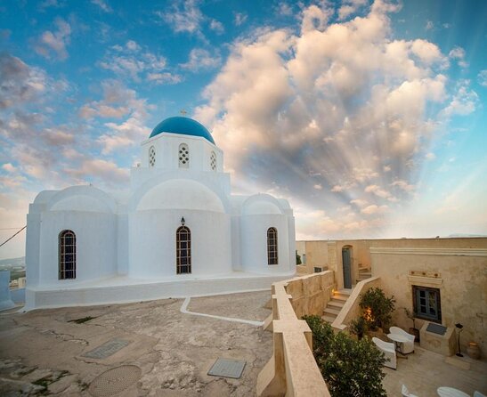 Private Santorini Sunset Wine Tour with Tastings and Tapas - Key points at a glance