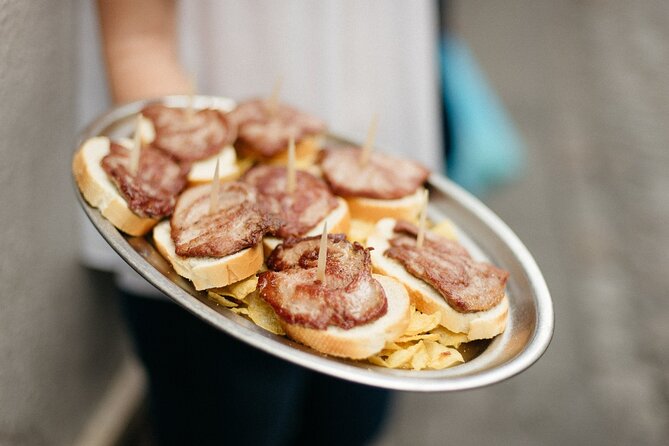 Private Seville Tapas & History Tour - Las Golondrinas and a very Seville-style drink