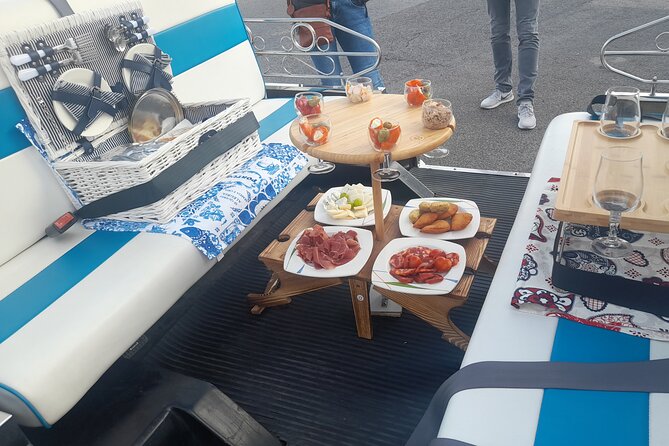 Private tapas tuk tuk tour through Lisbon - Timing, comfort, and practical limits