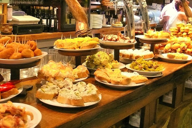 Private Tapas Walking Tour in Barcelona Modernist Area with Dinner included - Key points to know before booking