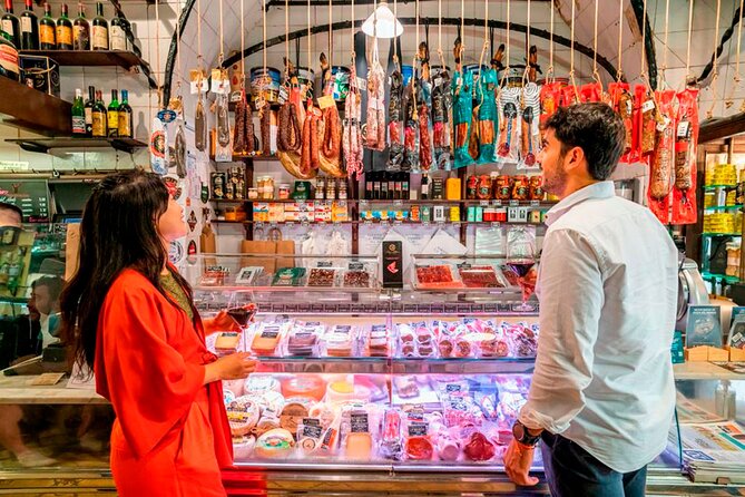 Private Tour: Tapas, Wine & Flamenco Show in Barcelona’s Old Town - Pace, mobility, and practical comfort