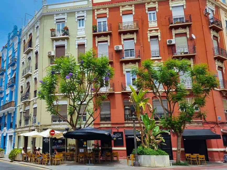Ruzafa Food & Wine Tour: Tapas, Drinks & Local Secrets - A good first-night choice, with a few limits
