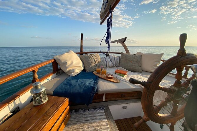 Sail tour tapas day charter boat trip private sailing pirate - Spanish tapas, paella, and a meal at sea