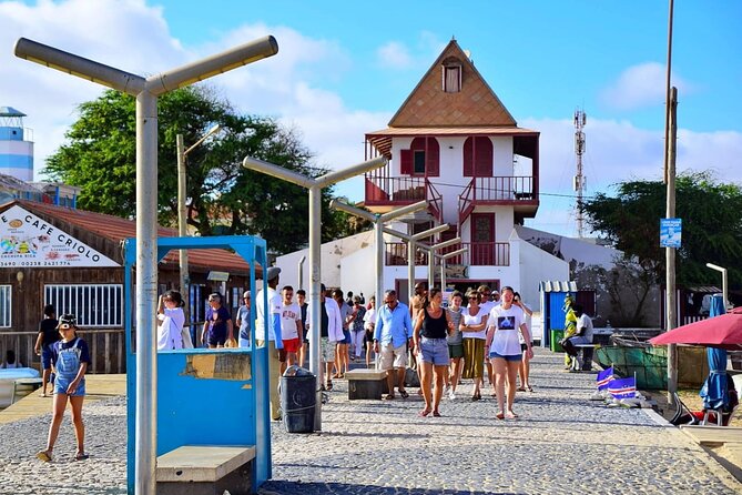 Sal island: Private Santa Maria City Tour, Street Art and Tapas - Who will get the most from this Santa Maria tour