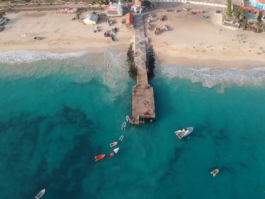 Sal island: Santa Maria city tour, street art and tapas - Who will get the most from this Santa Maria tour