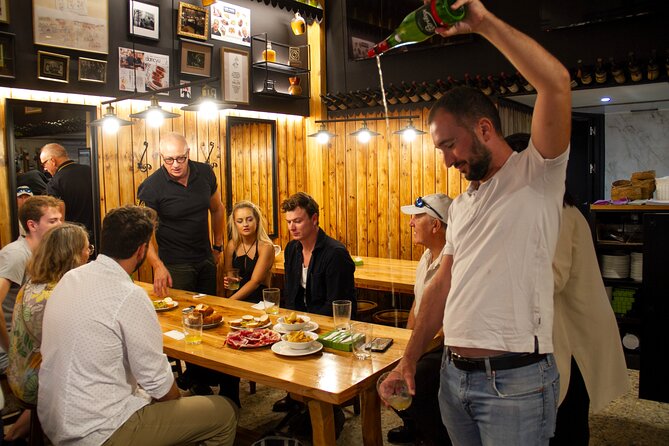 San Sebastian Food & Pintxos Tour with 12 Food & Drinks Tastings - Pintxos, croquettes, oysters, and olives