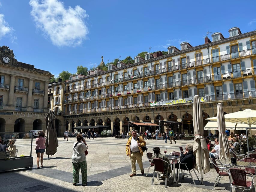 San Sebastian Food Tour with Pintxos & Drinks with a Local - Finishing at the Church of San Vicente