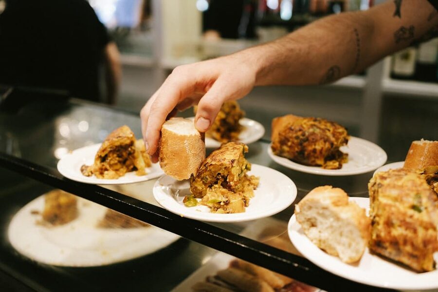 San Sebastian Like a Local: Evening Pintxos Tour - Bar Antonio: cider, tortilla, and your first pintxo
