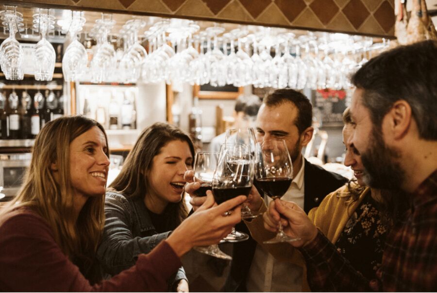 San Sebastian: Pintxos and Wine Tour with 5 Tastings - Five taverns, two neighborhoods, one food route