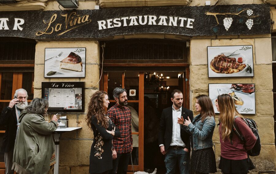 San Sebastian: Pintxos and Wine Tour with 5 Tastings - Starting behind the Good Shepherd Cathedral