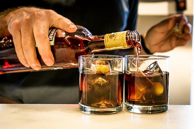 San Sebastián Pintxos Tour: Delicious Food, Drinks & Ambience - Price, timing, and the off-season tradeoff