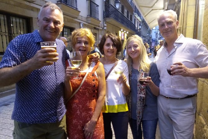 San Sebastian Pintxos Tour for Gourmets in the Old Town - The emblematic pintxo street