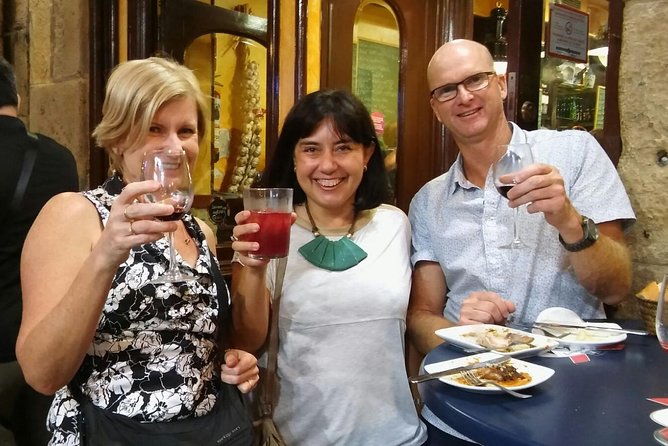 San Sebastian Pintxos Tour for Gourmets in the Old Town - Basilica of Santa María and the food story