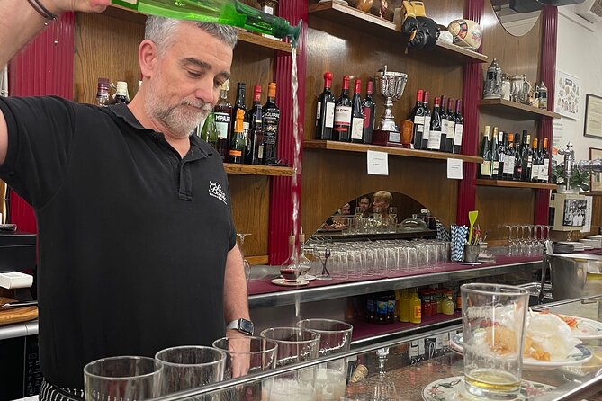 San Sebastian Private Tour, Pintxos & Winery Visit from Bilbao - Luxury Transport from Bilbao