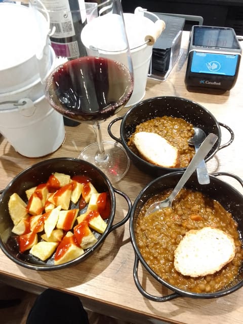 Santiago: Guided Foodie Tour with Drinks, Tapas & Live Music - Key points at a glance