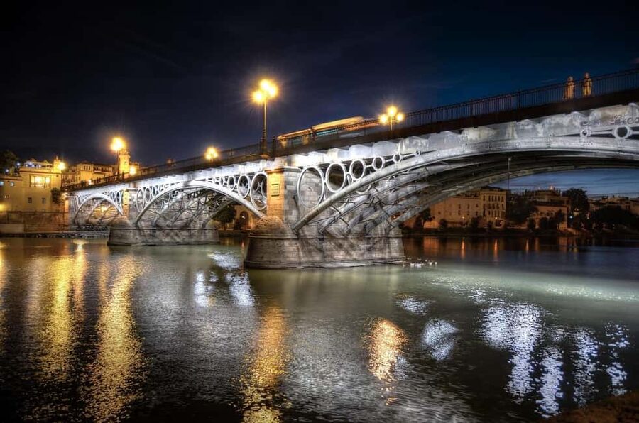 Seville Essentials: Landmarks & Tapas (2.5h + 1.5h) - Starting beside Hotel Alfonso XIII