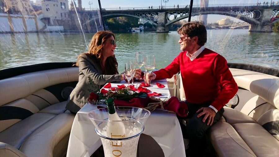 Seville: Exclusive River Boat Tour with Tapas - Why the Guadalquivir is worth an hour