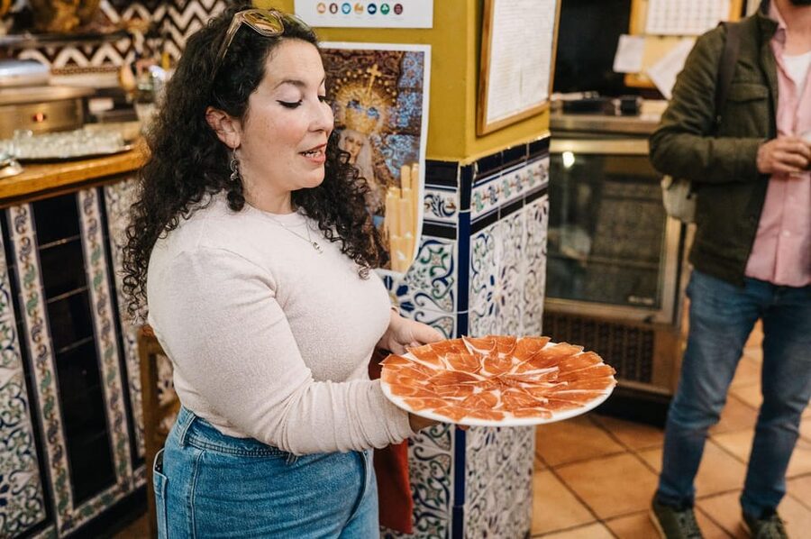 Seville: Private Tapas & History Tour in Triana Neighborhood - Key details before you book