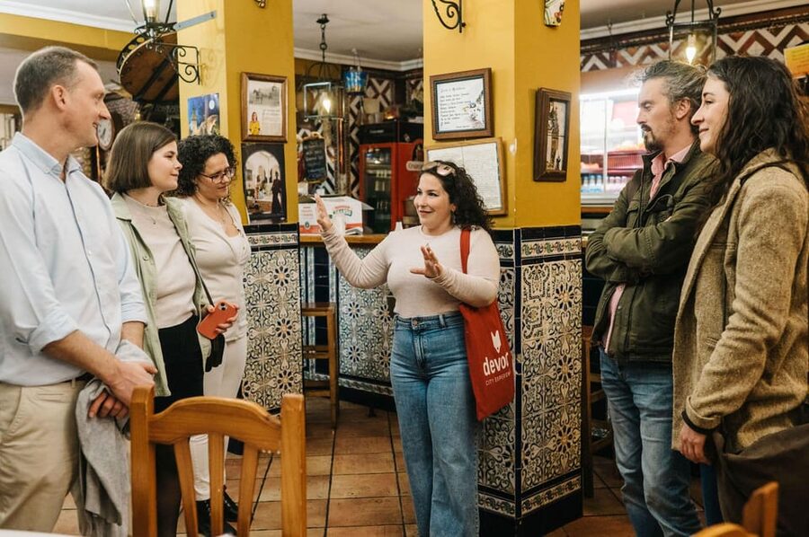 Seville: Private Tapas & History Tour in Triana Neighborhood - Bar Santa Ana and the proper start with vermouth