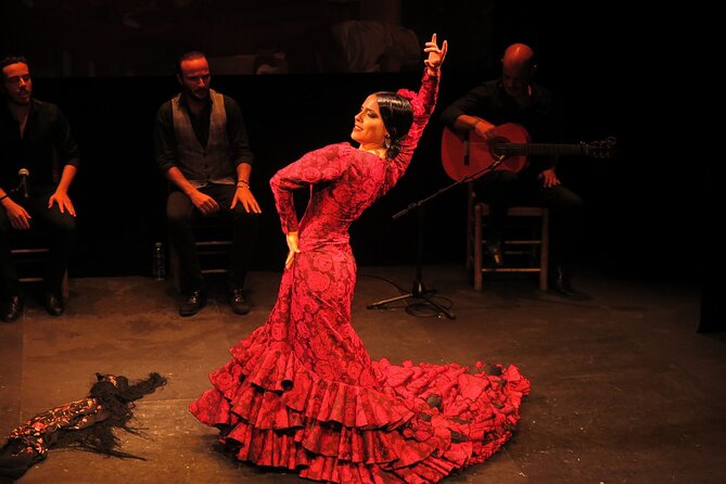 Seville Tapas Tour & Authentic Flamenco Show - Meeting in Triana at 6:15 pm