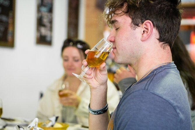 Seville: Triana Market Tapas Tour - How the timing works at noon