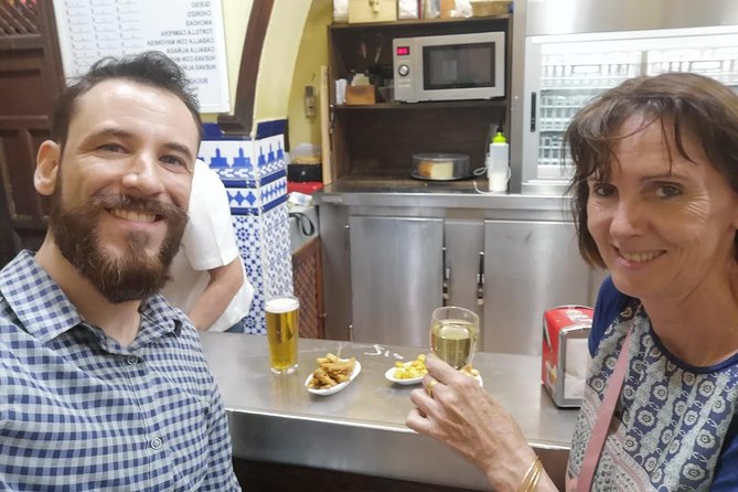 Sevillian tapas tasting on a bicycle (3 bars-3 tapas-3 drinks) - A private tour with a relaxed local guide