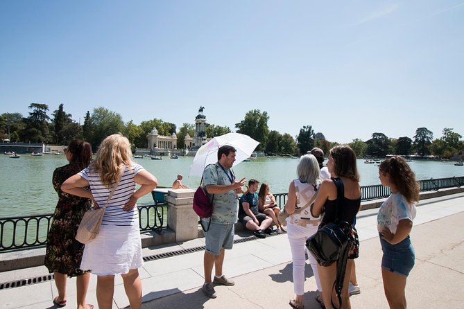 Skip-the-line Madrid Royal Palace with tapas tasting & Retiro Park - How the tapas tasting really works